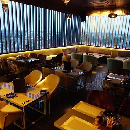 Red Orchid Hotel Kanpur Ngoại thất bức ảnh