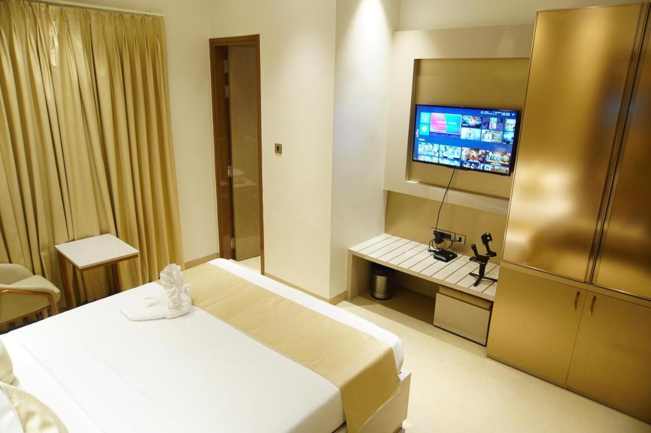 Red Orchid Hotel Kanpur Ngoại thất bức ảnh