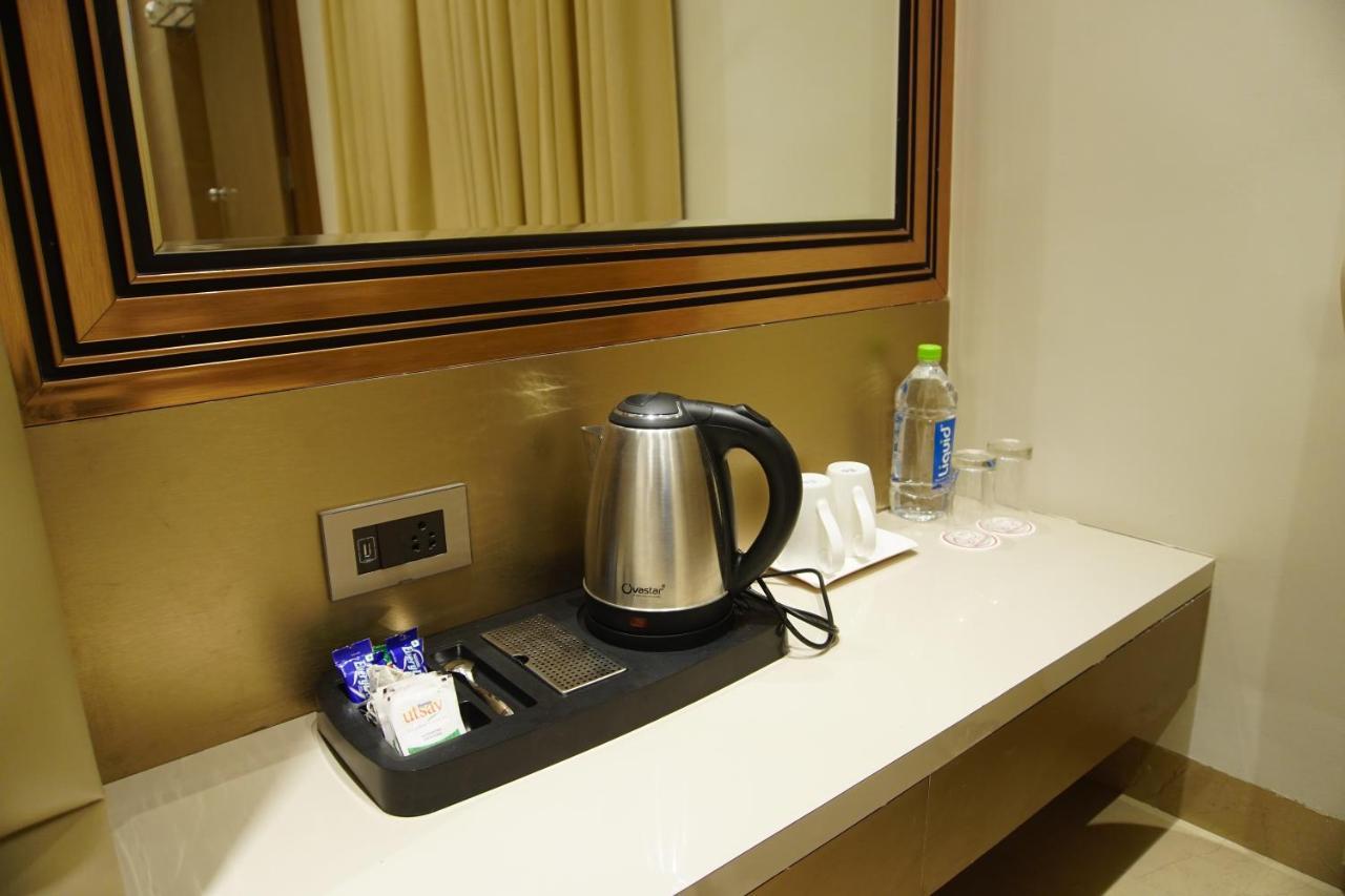 Red Orchid Hotel Kanpur Ngoại thất bức ảnh