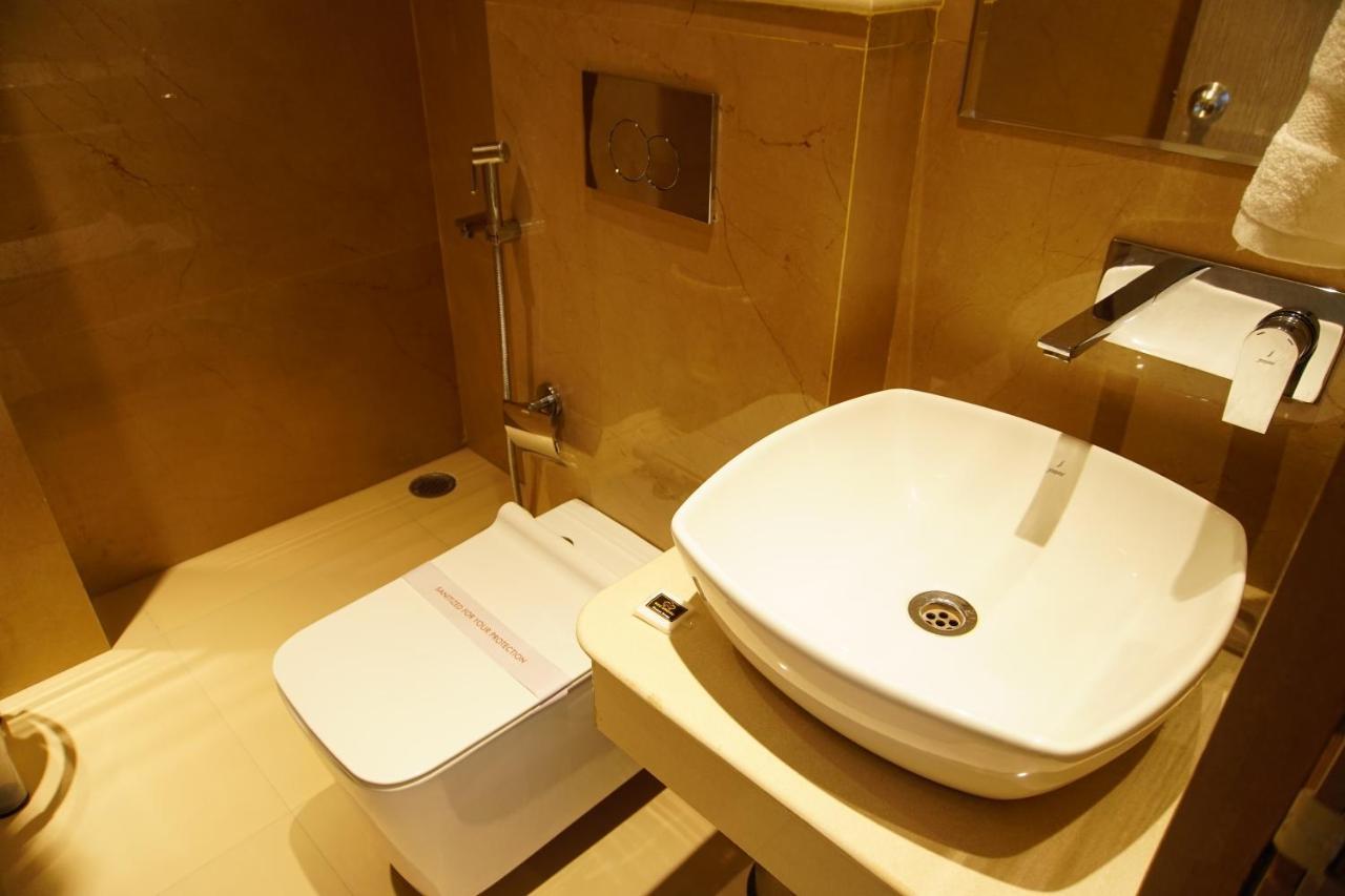 Red Orchid Hotel Kanpur Ngoại thất bức ảnh